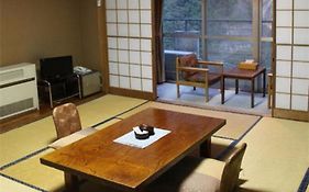 ホテル Oigami Onsen Kanzanso